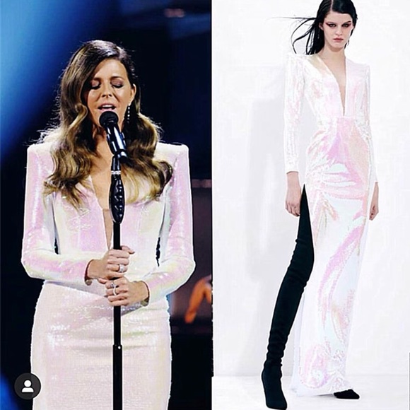 Alex Perry - Picture 2 of 11